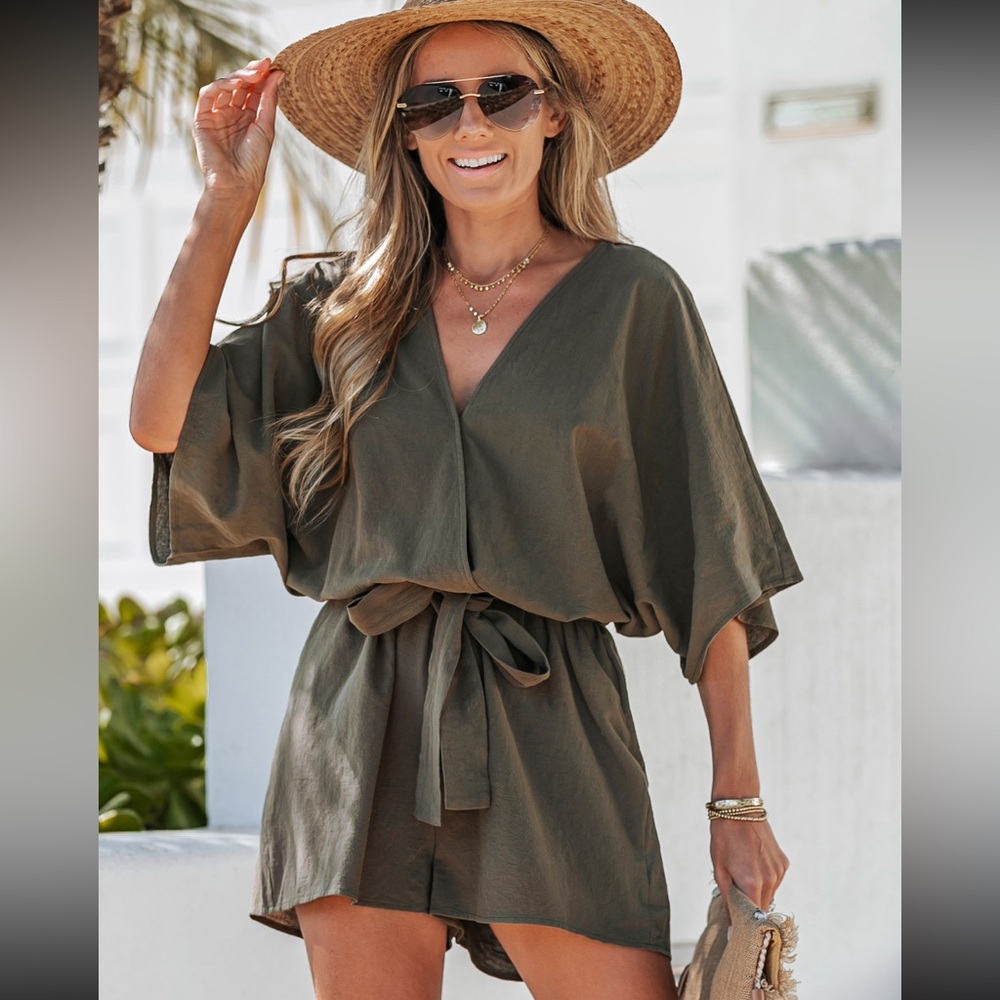 Cupshe belted olive green romper, size L, NWT